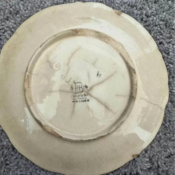 19th Century Strawberry Majolica Plate Choisy Le Roi - Picture 2 of 2